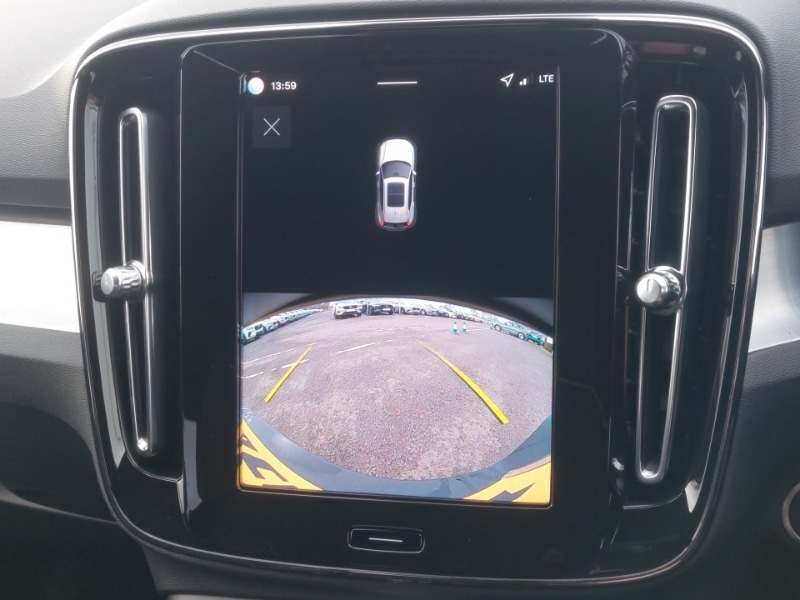 Used Volvo XC40 2025 for sale - 77611165: Photo 11