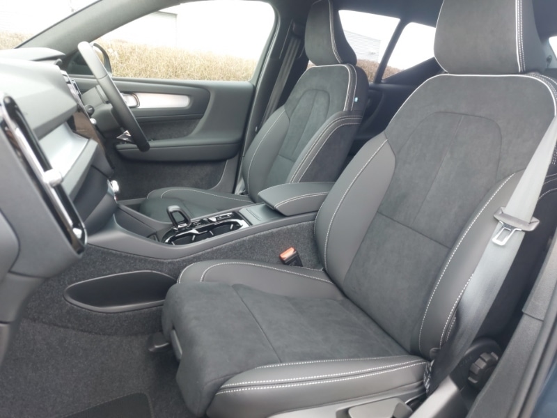 Used Volvo XC40 2025 for sale - 77611165: Photo 5