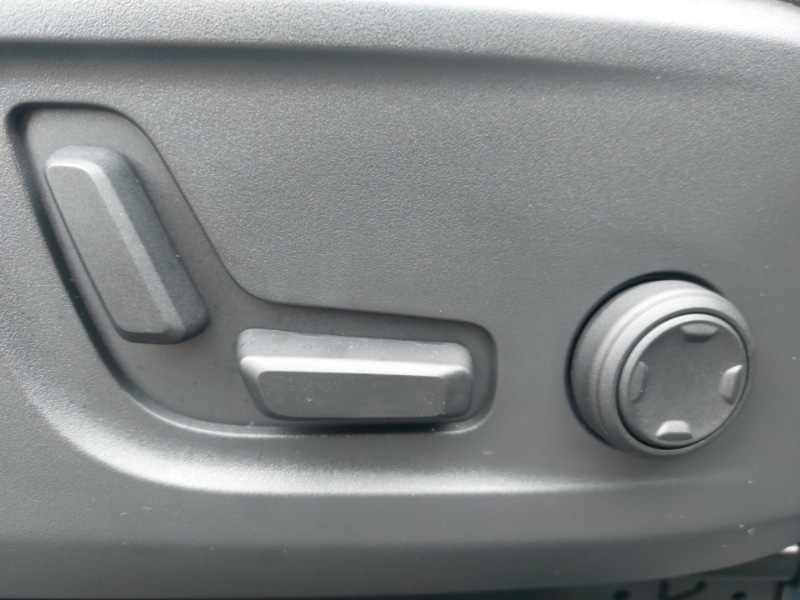 Used Volvo XC40 2025 for sale - 76150977: Photo 12