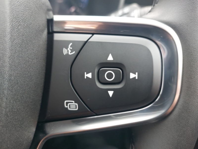 Used Volvo XC40 2025 for sale - 76150977: Photo 14