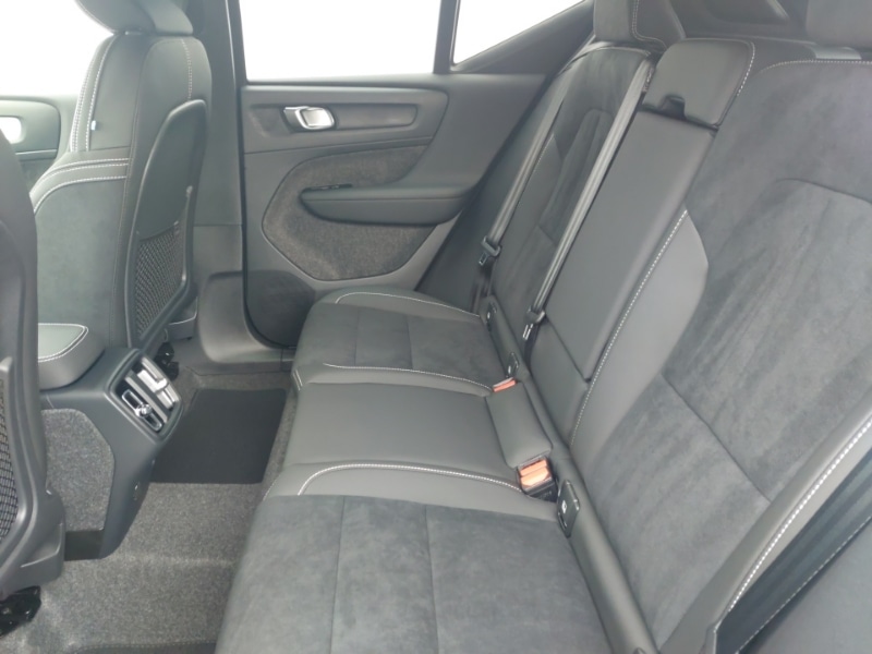 Used Volvo XC40 2025 for sale - 76150977: Photo 6
