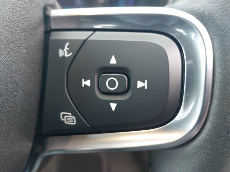 Used Volvo XC40 2024 for sale - 77265689: Photo 17