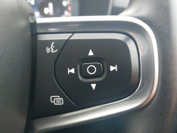 Used Volvo XC40 2021 for sale - 76160691: Photo 12