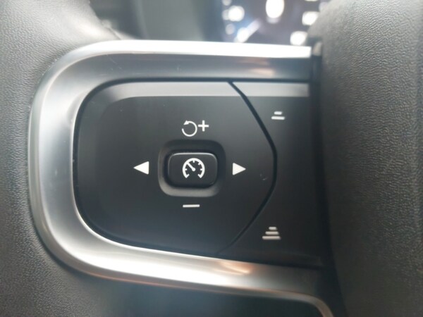 Used Volvo XC40 2021 for sale - 76160691: Photo 13