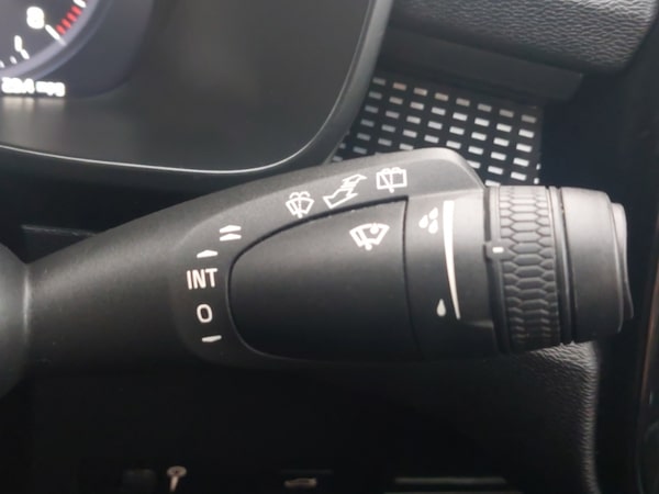 Used Volvo XC40 2021 for sale - 76160691: Photo 14