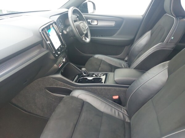 Used Volvo XC40 2021 for sale - 76160691: Photo 5
