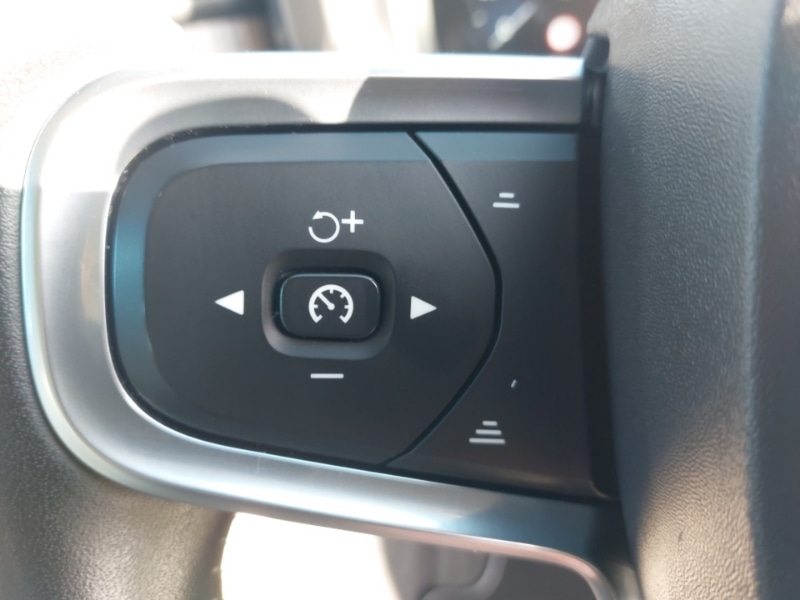 Used Volvo XC40 2019 for sale - 76392973: Photo 16