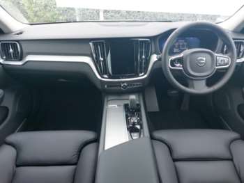 Used Volvo V60 2025 for sale - 74907927: Photo