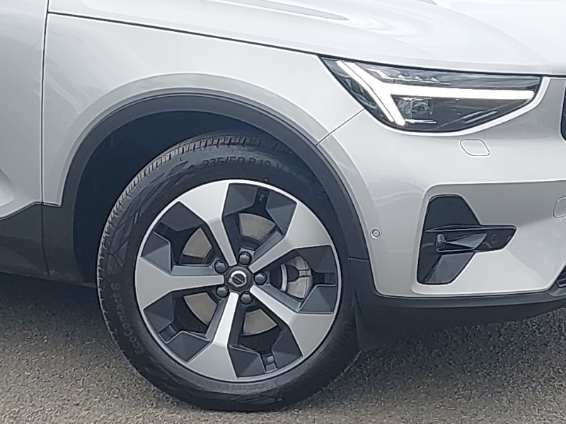 Used Volvo XC40 2023 for sale - 77922145: Photo 9