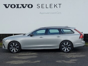 Used Volvo V90 2025 for sale - 77689672: Photo
