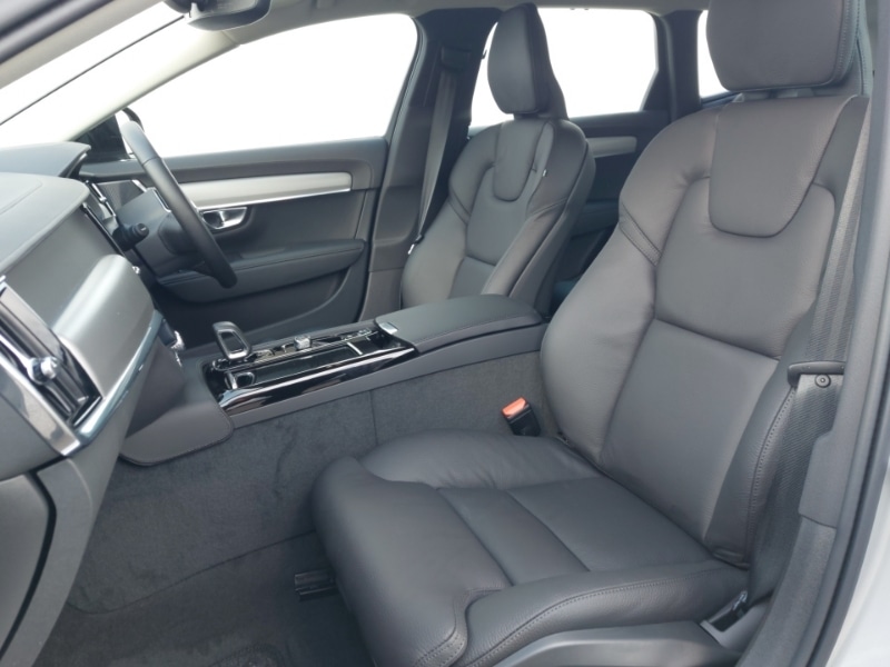 Used Volvo V90 2025 for sale - 77689672: Photo 5