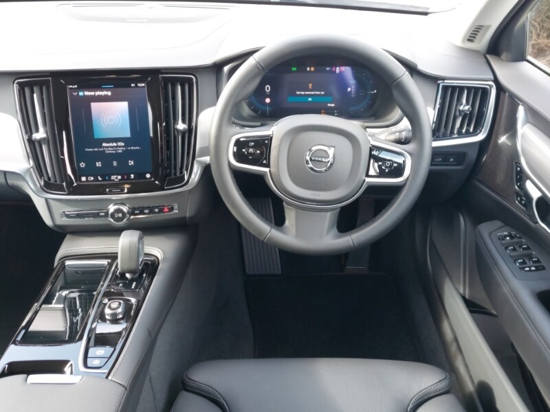 Used Volvo V90 2025 for sale - 77689672: Photo 7