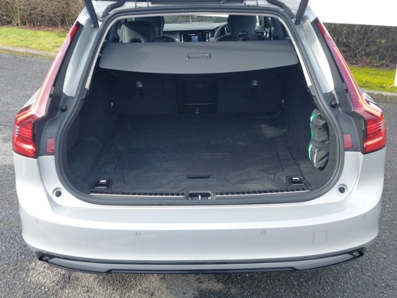 Used Volvo V90 2025 for sale - 77689672: Photo 8