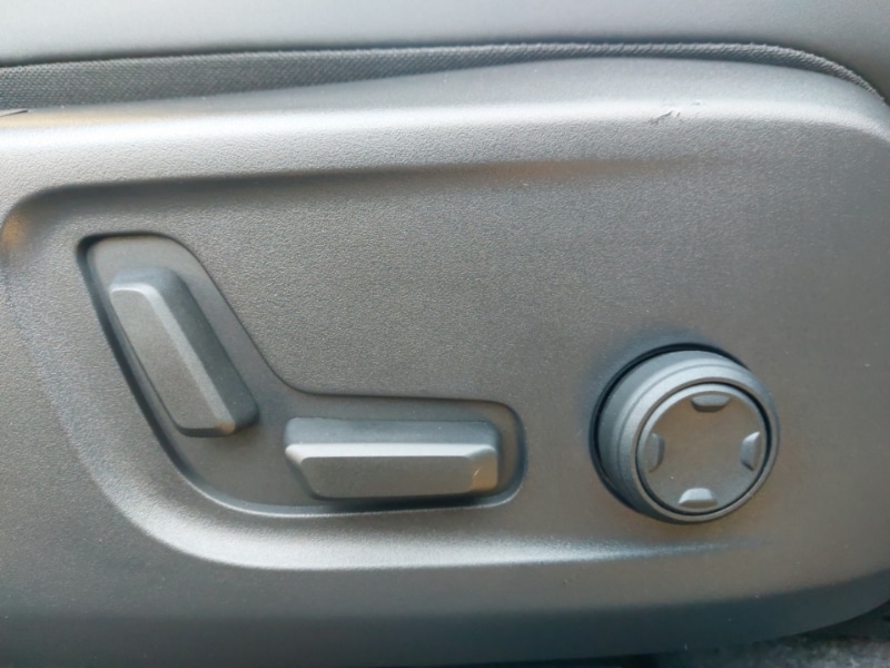 Used Volvo XC40 2025 for sale - 77123151: Photo 12