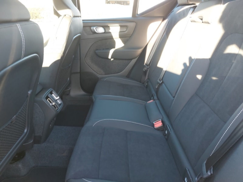 Used Volvo XC40 2025 for sale - 77123151: Photo 6