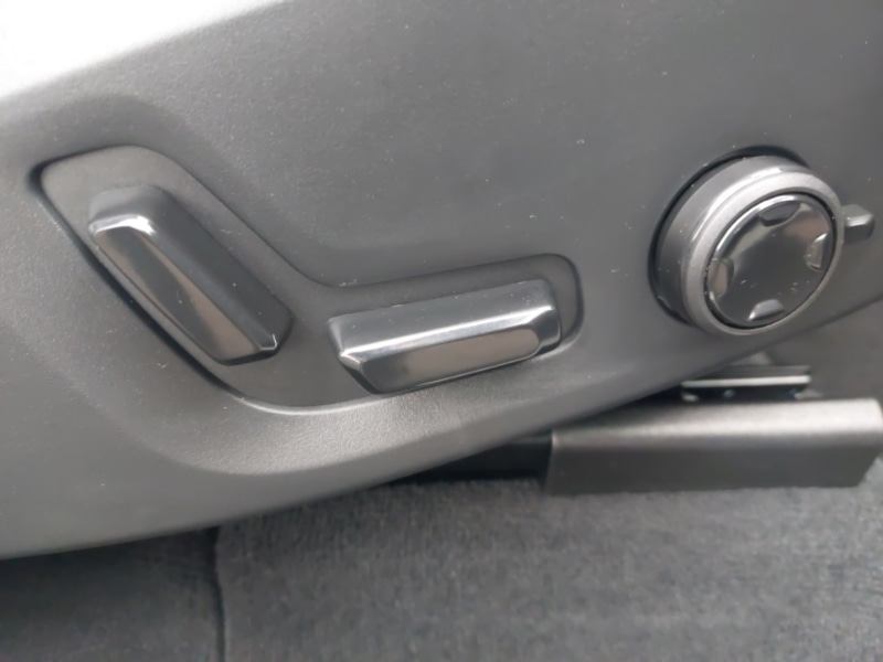 Used Volvo XC60 2025 for sale - 77922451: Photo 12