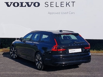 Used Volvo V90 2025 for sale - 78654252: Photo