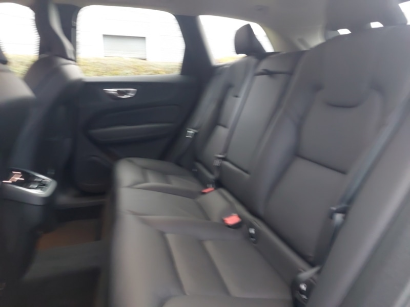 Used Volvo XC60 2024 for sale - 76540429: Photo 6
