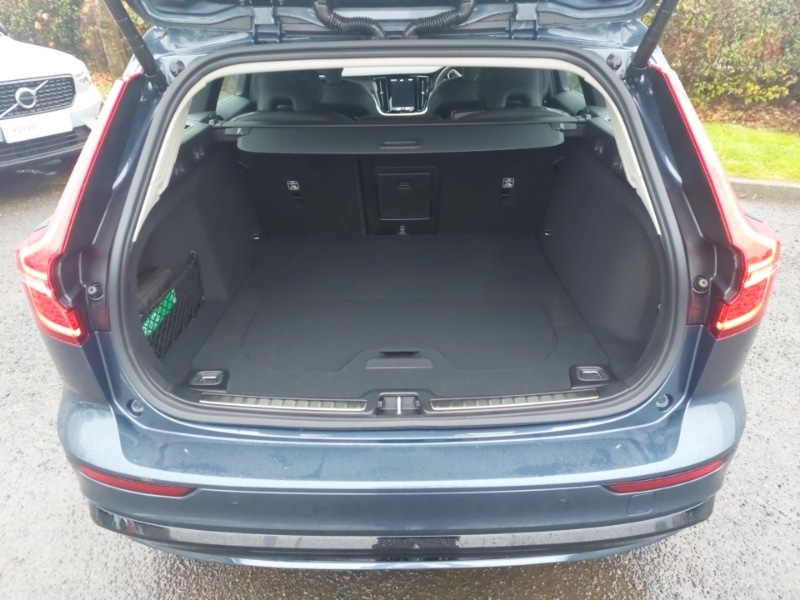 Used Volvo V60 2025 for sale - 76713511: Photo 8