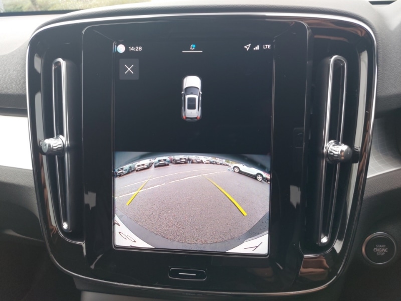 Used Volvo XC40 2025 for sale - 76150877: Photo 10