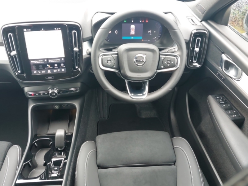 Used Volvo XC40 2025 for sale - 76150877: Photo 7