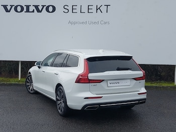 Used Volvo V60 2021 for sale - 78546408: Photo