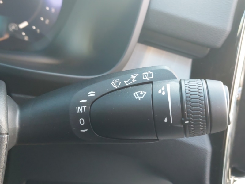 Used Volvo XC40 2025 for sale - 77105341: Photo 16