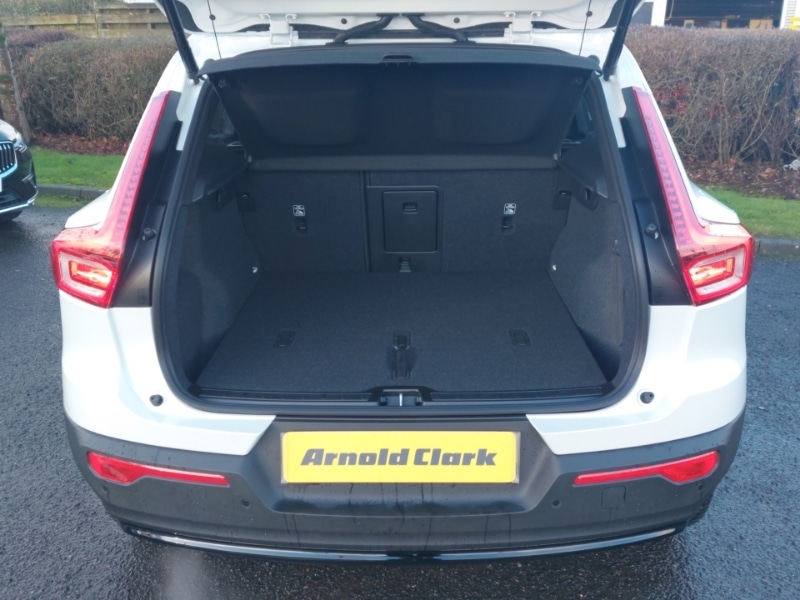 Used Volvo XC40 2025 for sale - 77105341: Photo 8