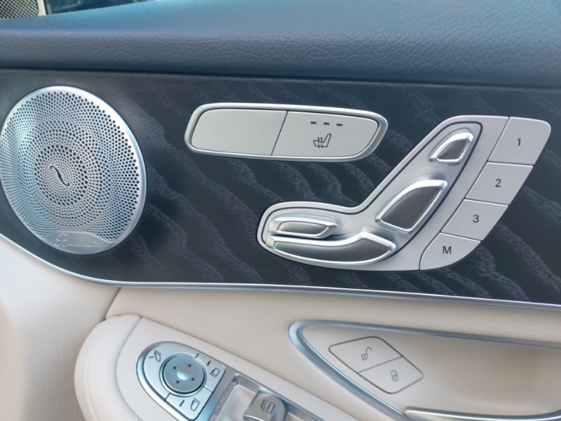 Used Mercedes-Benz GLC 2018 for sale - 76401053: Photo 12