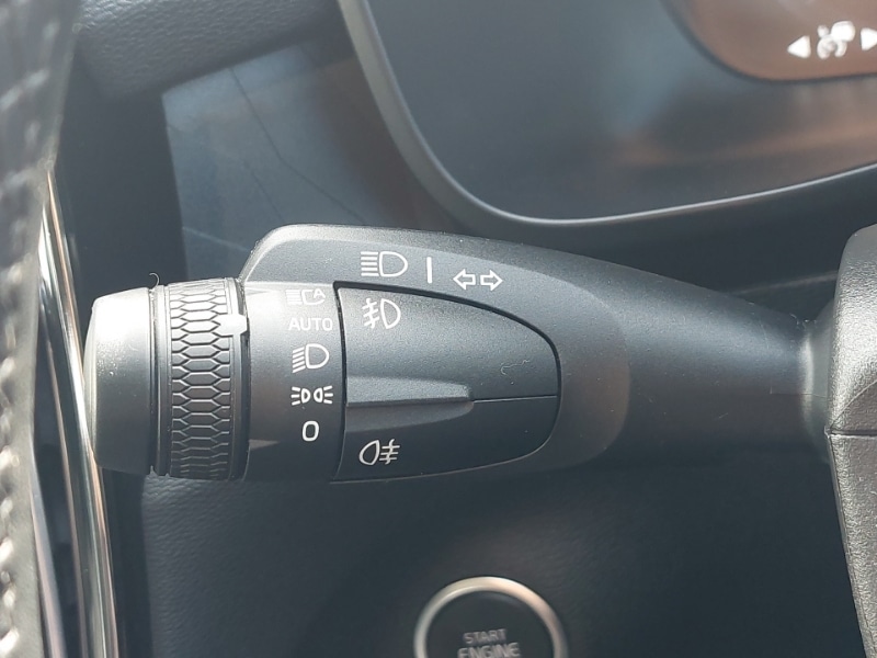 Used Volvo XC40 2023 for sale - 76103728: Photo 17