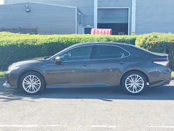 Used Toyota Camry 2020 for sale - 79477300: Photo