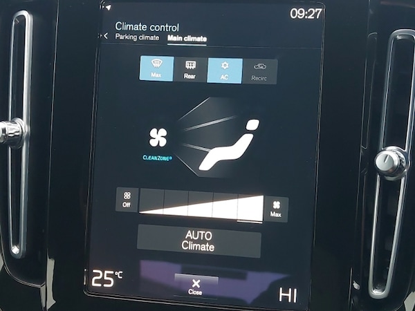 Used Volvo XC40 2022 for sale - 76289202: Photo 15