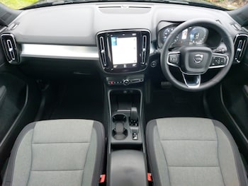 Used Volvo XC40 2022 for sale - 76289202: Photo