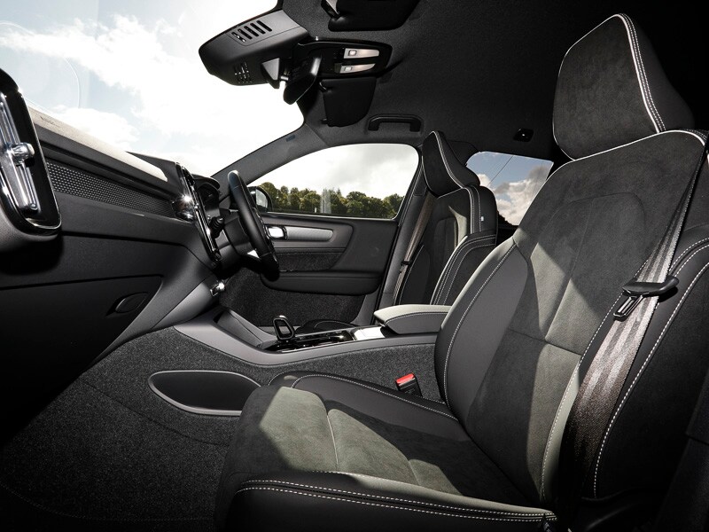 Used Volvo XC40 2025 for sale - 77815873: Photo 17