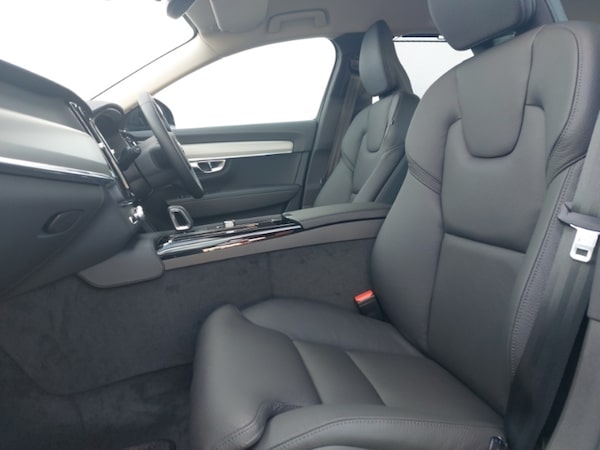 Used Volvo V90 2025 for sale - 74776093: Photo 5