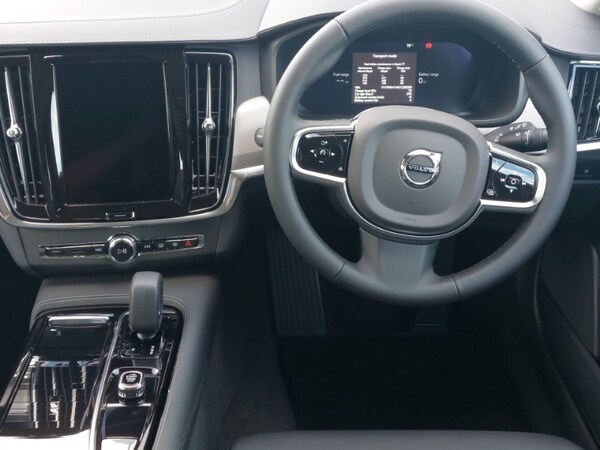 Used Volvo V90 2025 for sale - 74776093: Photo 7