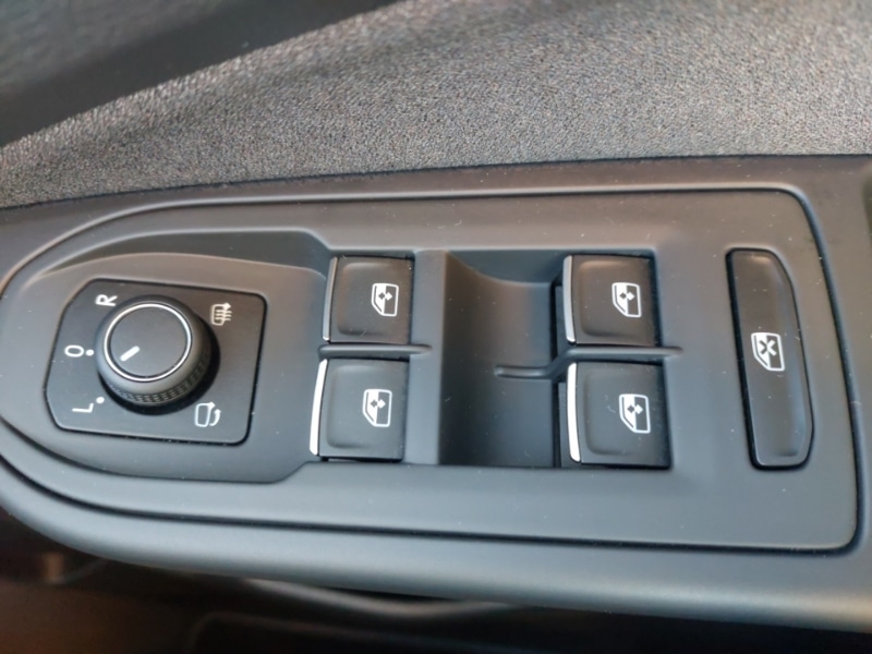 Used Volkswagen Golf 2024 for sale - 77790633: Photo 12