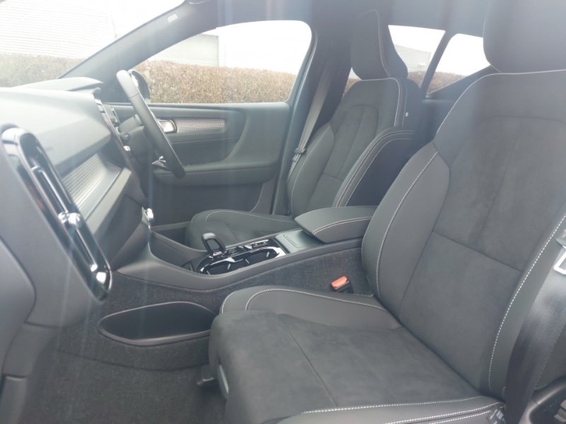 Used Volvo XC40 2025 for sale - 77223971: Photo 5