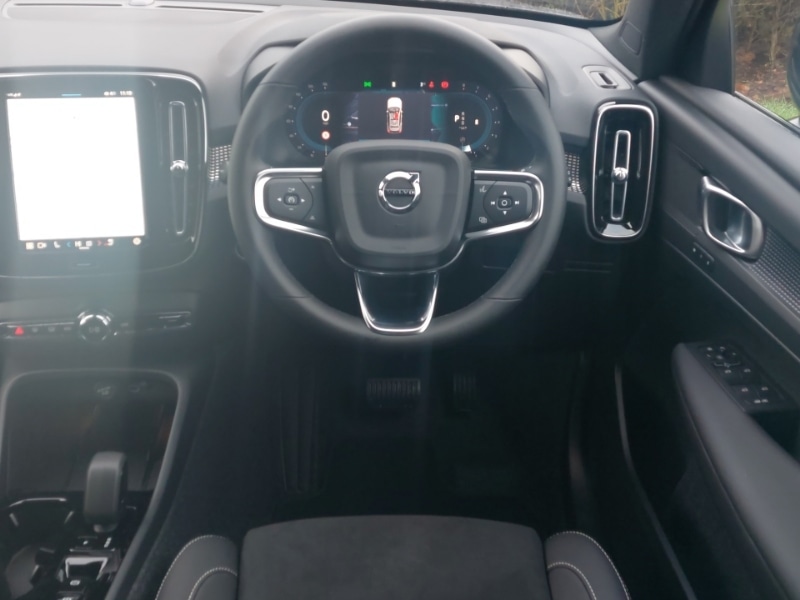 Used Volvo XC40 2025 for sale - 77223971: Photo 7