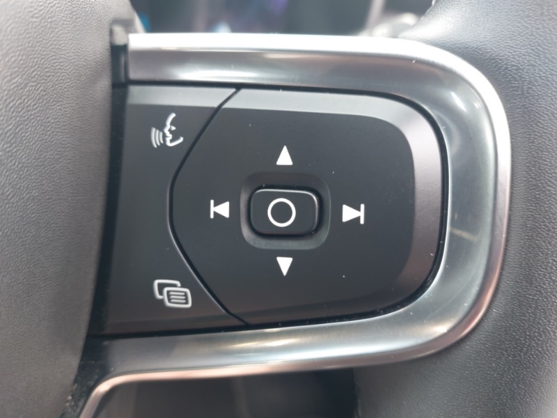 Used Volvo XC40 2022 for sale - 75894116: Photo 17