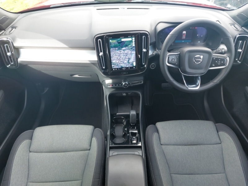 Used Volvo XC40 2022 for sale - 75894116: Photo 2