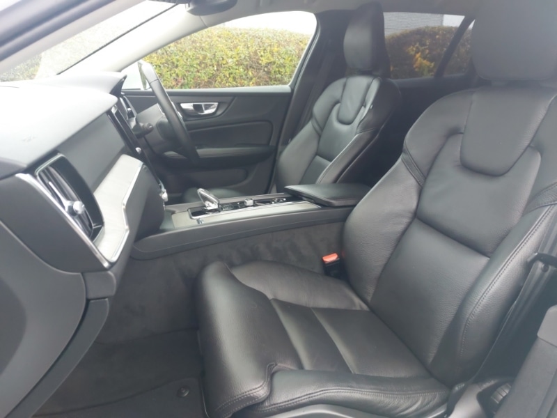 Used Volvo V60 2021 for sale - 76602456: Photo 5