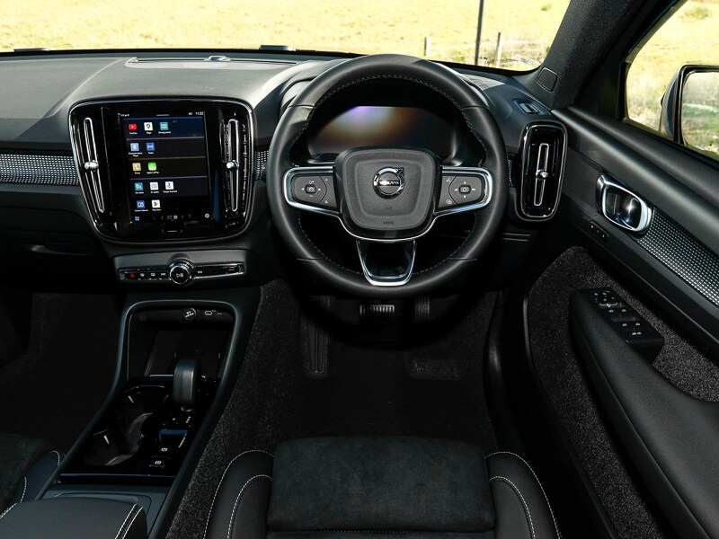 Used Volvo XC40 2025 for sale - 77815810: Photo 8