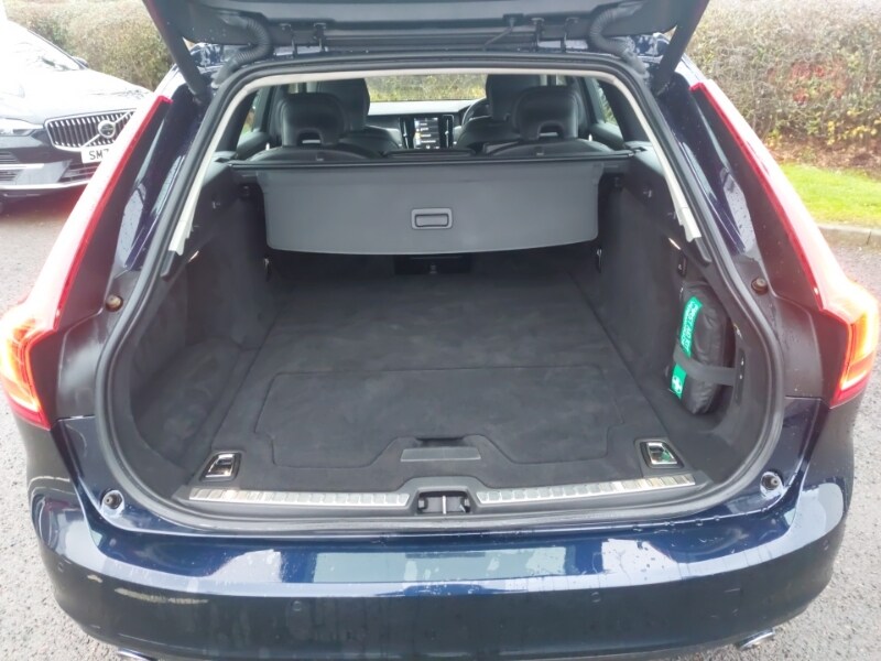 Used Volvo V90 2018 for sale - 77352801: Photo 8