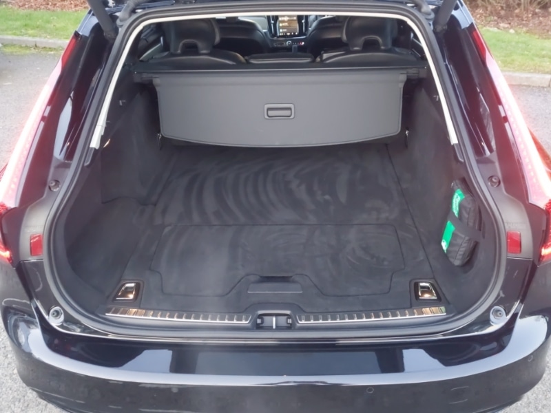 Used Volvo V90 2024 for sale - 77062724: Photo 8