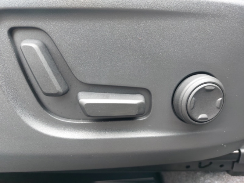 Used Volvo XC40 2025 for sale - 76150932: Photo 12