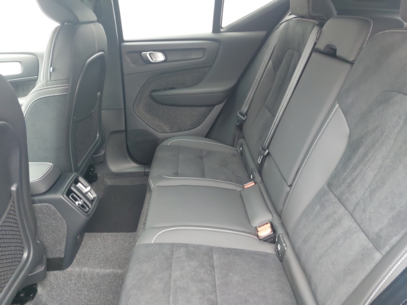 Used Volvo XC40 2025 for sale - 76150932: Photo 6