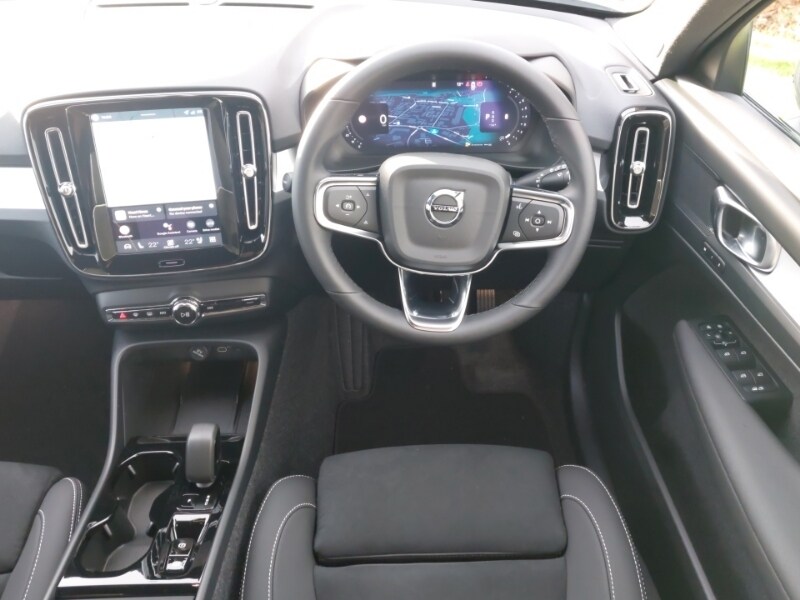 Used Volvo XC40 2025 for sale - 76556356: Photo 7