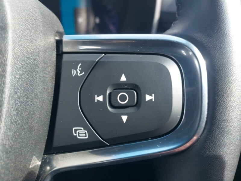 Used Volvo XC40 2023 for sale - 78013531: Photo 17