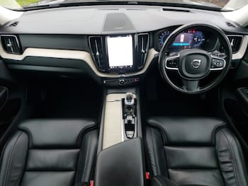 Used Volvo XC60 2022 for sale - 76970235: Photo